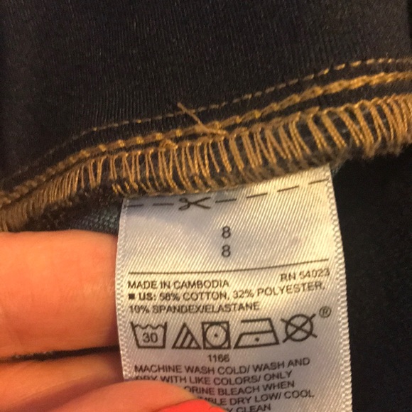NWT Women’s 8 Old Navy Skinny Mid Rise Jeans 👖❤️ - Picture 6 of 6